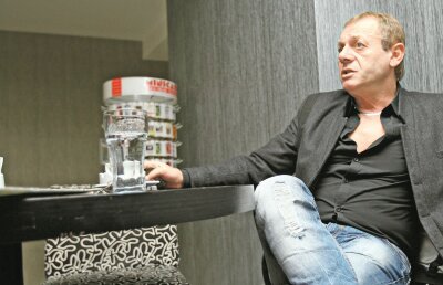 Ilie Balaci dă de pămînt cu vedetele naționalei României: "Păi, Dobrin era mai bun cu mingea de rugby decît ăsta cu mingea de fotbal"