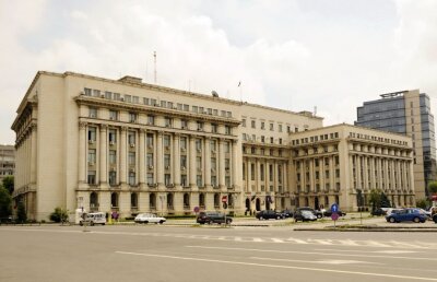 #Colectiv: Serviciile secrete puse să stabilească cine are intenții serioase cu statul