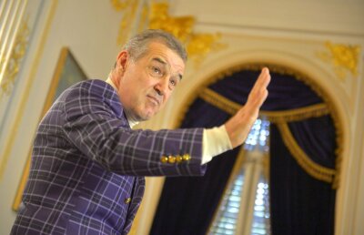 Cum decurge o zi de negocieri între Becali și Astra: "Le-am zis că le dau 1,7 milioane. Reghe mă tot întreabă cînd îi aducem"
