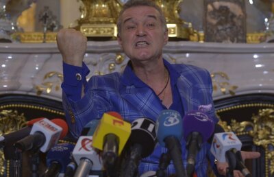 Cine mai pleacă de la Steaua? Patronul Gigi Becali a anunțat ce planuri are cu formația roș-albastră