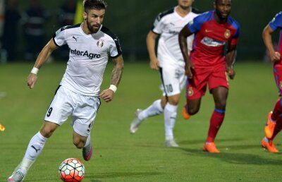 Cum comentează Enache transferul la Steaua: "Vreau să cîștig campionatul"