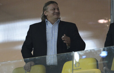 Ultimele detalii despre situația lui Dănuț Lupu! A vorbit cu soția și cu fiul lor, dar starea sa a rămas la fel de gravă: "Un plămîn e afectat complet!"