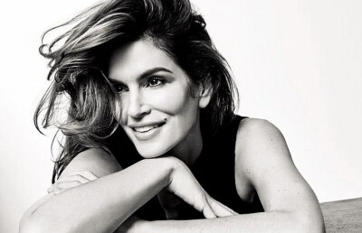 Cindy Crawford şi-a anunţat retragerea din modelling, la vîrsta de 50 de ani