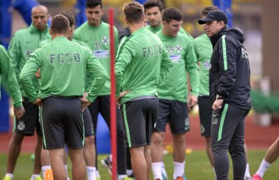 Reghe are de unde alege » Cum poate arăta Steaua în 2016 și ce rezerve de lux va avea formația roș-albastră
