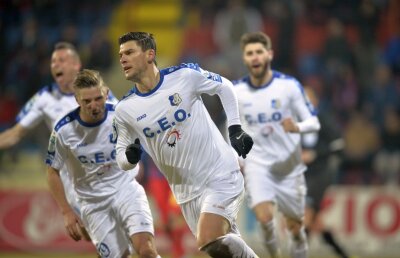 VIDEO și FOTO Victorie a Pandurilor la ASA, 1-0, îndelung contestată de gazde » A debutat Mutu