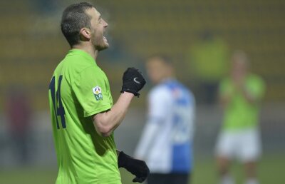 VIDEO Napoli, la tablă! Italianul uimește la Iași: cu nume de B, e aproape de play-off grație organizării excelente, după 2-1 cu Viitorul