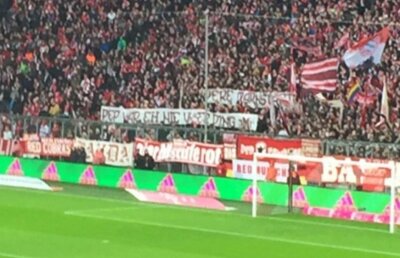 FOTO Pep Guardiola, taxat dur de galeria lui Bayern Munchen! Anunțul plecării la City i-a scos din sărite pe fani!