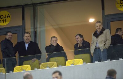 Îndepărtat de lângă echipă? Anunțul făcut de un oficial al Stelei: "Mai bine la TV decât pe stadion"