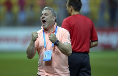 Șumudică se apără în scandalul pariurilor: "Mă duc singur la DNA! Să mă scoată cu cătușe, nu mi-e rușine"