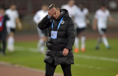 Laurențiu Reghecampf a băgat în ședință doi jucători importanți ai Stelei: "Trebuie să reglăm lucrurile astea"