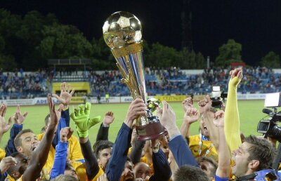 Primele cote pentru câștigarea titlului! Faci superprofit dacă pariezi pe Steaua sau Dinamo