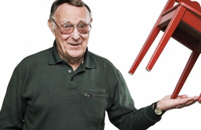 Fantastic! Un miliardar din Europa își cumpără numai haine second-hand, ca să facă economii! Sigur ești printre cei care i-au băgat bani în buzunare