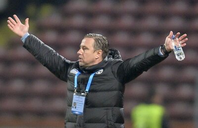 Reghecampf, în război cu Dinamo: "Vă spun sigur că nu va juca în cupele europene! Dacă se întâmplă asta va fi un fals"