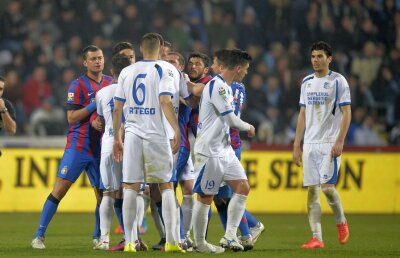 Ipoteză incredibilă lansată de Edward Iordănescu! Pandurii - Steaua la București? 