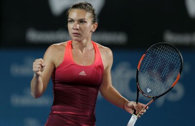 Simona Halep o înfruntă astăzi pe Timea Bacsinszky » Cotă bună pentru un prim set echilibrat