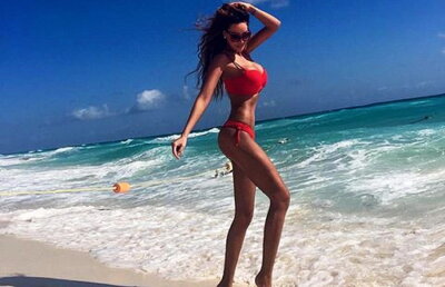 Cu gândul la soare, Bianca Drăgușanu și-a pus fanii pe jar