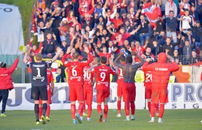 Mâine, ”câinii” dau ultimele bilete » O altă legendă a clubului va vinde tichete