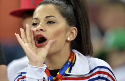 GALERIE FOTO 15 imagini tari din Derby de România » Durerea lui Tamaș vs euforia lui Dănciulescu, "dezbrăcat" de suporteri