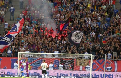 Vor să-i "ardă" pe steliști » Oficialii Astrei, măsuri fără precedent la meciurile cu Steaua