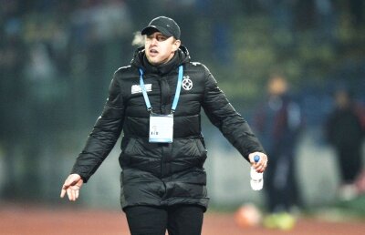 Presiune pe toate fronturile! Reghecampf o plânge pe Steaua: "Toată lumea are ceva cu noi, nu știe de ce!"