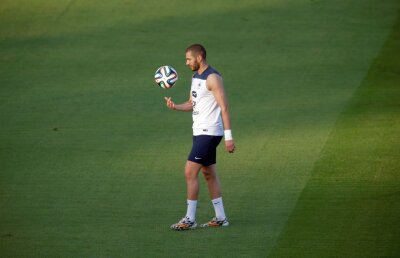 OFICIAL Am scăpat de Benzema! Atacantul a anunțat că nu va face parte din lotul Franței la EURO