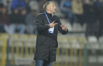 Edward, săgeţi către Reghe! Iordănescu jr. îl consideră responsabil pe stelist pentru suspendarea de ieri
