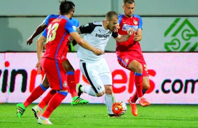 LPF se așteaptă ca echipa lui Șumudică să ia luni titlul » Astra și Steaua programate în zile diferite în ultima etapă. Program complet