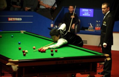 Finală în premieră la Campionatul Mondial de snooker! Primul asiatic din istorie în ultimul act la Crucible şi thriller într-o semifinală fantastică