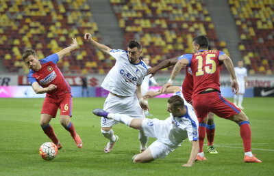 FOTO și VIDEO » ADIO titlu pentru Steaua! Formația roș-albastră a remizat, 1-1, cu Pandurii, iar Astra e, matematic, noua campioană!