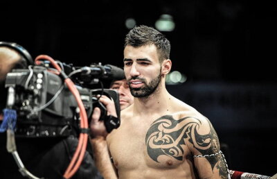 Bogdan Stoica se luptă, în weekend, pentru centura de campion mondial