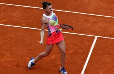 Pariază pe Simona Halep – Samantha Stosur » 3.15 pentru o semifinală strânsă