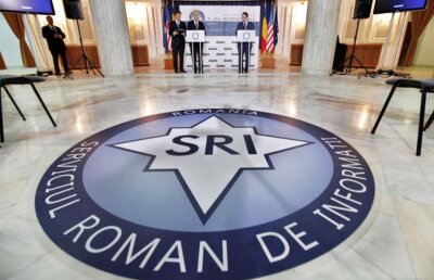 "SRI a realizat că din două miliarde de euro cât consumă oncologia pe an, SE FURĂ UN MILIARD!" » 13 întrebări despre informările SRI în scandalul Hexi Pharma!