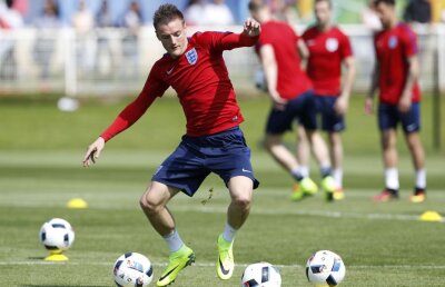 Profită de gafa englezilor! Presa a aflat deja echipa, iar tu poți face bani pe două supercote pentru jucătorii titulari