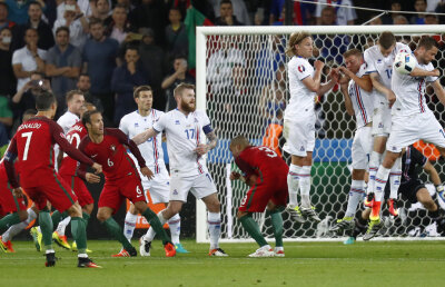 Contre după debutul Portugaliei la Euro 2016 » Ronaldo: ”Au pus autobuzul în poartă”. Islandezii: ”Cristiano? Bad loser!”
