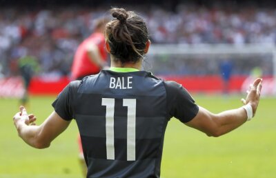 VIDEO Lunetistul Gareth Bale! Galezul face spectacol la EURO » Două goluri magnifice din lovitură liberă 