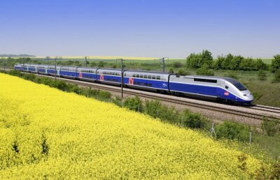 O oră și 45 de minute pe TGV! România face azi cea mai lungă deplasare de până acum de la Euro: nici 2 ore cu trenul Paris – Lyon