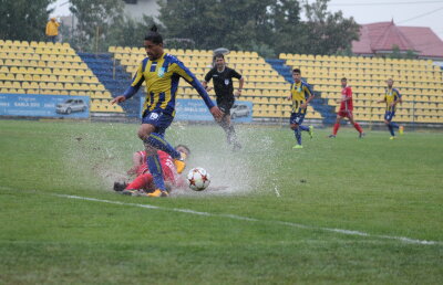 Transfer important bifat de Rapid! A luat un marocan pentru mijlocul terenului 