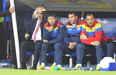 Staff-ul României dă vina pe jucători după prestaţia de la EURO 2016: "Aşteptam altă atitudine la meciul cu Elveţia"