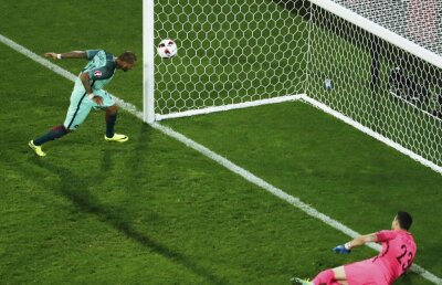 VIDEO Picătura chinezească » În locul show-ului visat, am înghițit două ceasuri de luptă tacticizată la Croația - Portugalia 0-1