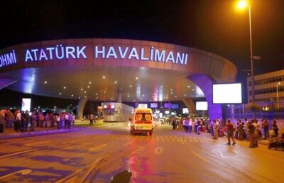 UPDATE / FOTO + VIDEO Trei explozii și focuri de armă la aeroportul Ataturk din Istanbul aseară! » Bilanțul actual: 36 de morți și cel puțin 140 de răniți! Atenție, imagini cu un puternic impact emoțional