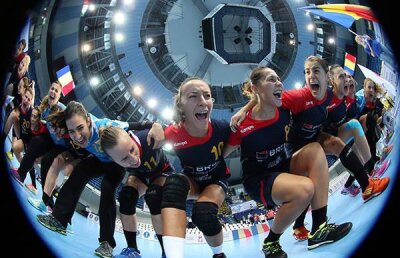 Fete cucuiete! » România s-a calificat în semifinalele Mondialului care se dispută la Moscova după ce a trecut cu 21-20 de Croația