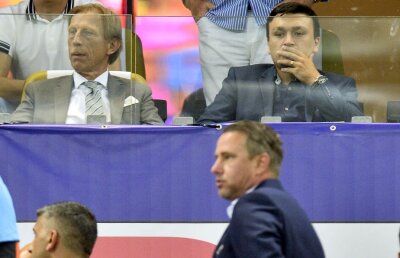 Gest SFIDĂTOR după finală! Selecționerul l-a căutat pe Reghe la vestiare, dar a fost refuzat: "Vreau să știe un lucru"