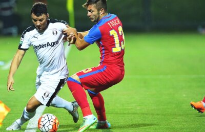 Steaua a intrat în cursă pentru semnătura lui Budescu! » Becali a anunţat transferul verii în România: "De ce credeţi că nu le-a răspuns Astrei şi lui Dinamo?"