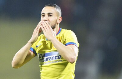 Dilemă pentru Gigi Becali: banii sau principiile? » Ce ofertă a primit Steaua de la arabi pentru Hamroun