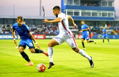 Scene condamnabile la Ovidiu! Hamroun a fost scos din minți de suporterii de la tribuna II! Ce i s-a strigat + gestul față de Tamaș făcut în fața tuturor