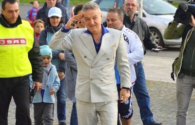 Confirmat! În noaptea asta se decid trei transferuri la Steaua: "Eu am dat un preț!"