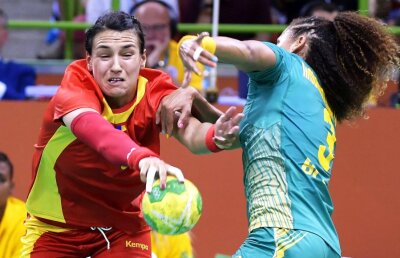 Geambașu: "Să rămânem alături de sportivii noștri la Rio? Frumos spus, dar cam greu, că ies pe capete. Noul sport naţional născut de JO 2016 e aplaudatul eşecurilor. Cine nu participă este hater"