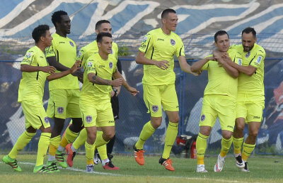 VIDEO Chirurgul plastician » Dan Alexa a schimbat faţa mureşenilor în doar două zile: 2-0 cu Gaz Metan în Cupa Ligii