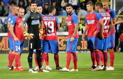 Două dintre transferurile Stelei l-au dezamăgit pe Reghe în meciul cu Botoșani » Cine s-a remarcat din echipa Stelei