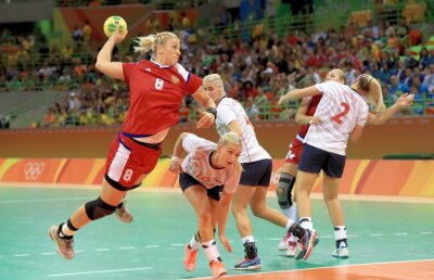 S-au stabilit finalistele la handbal feminin » Calificare dramatică pentru Rusia